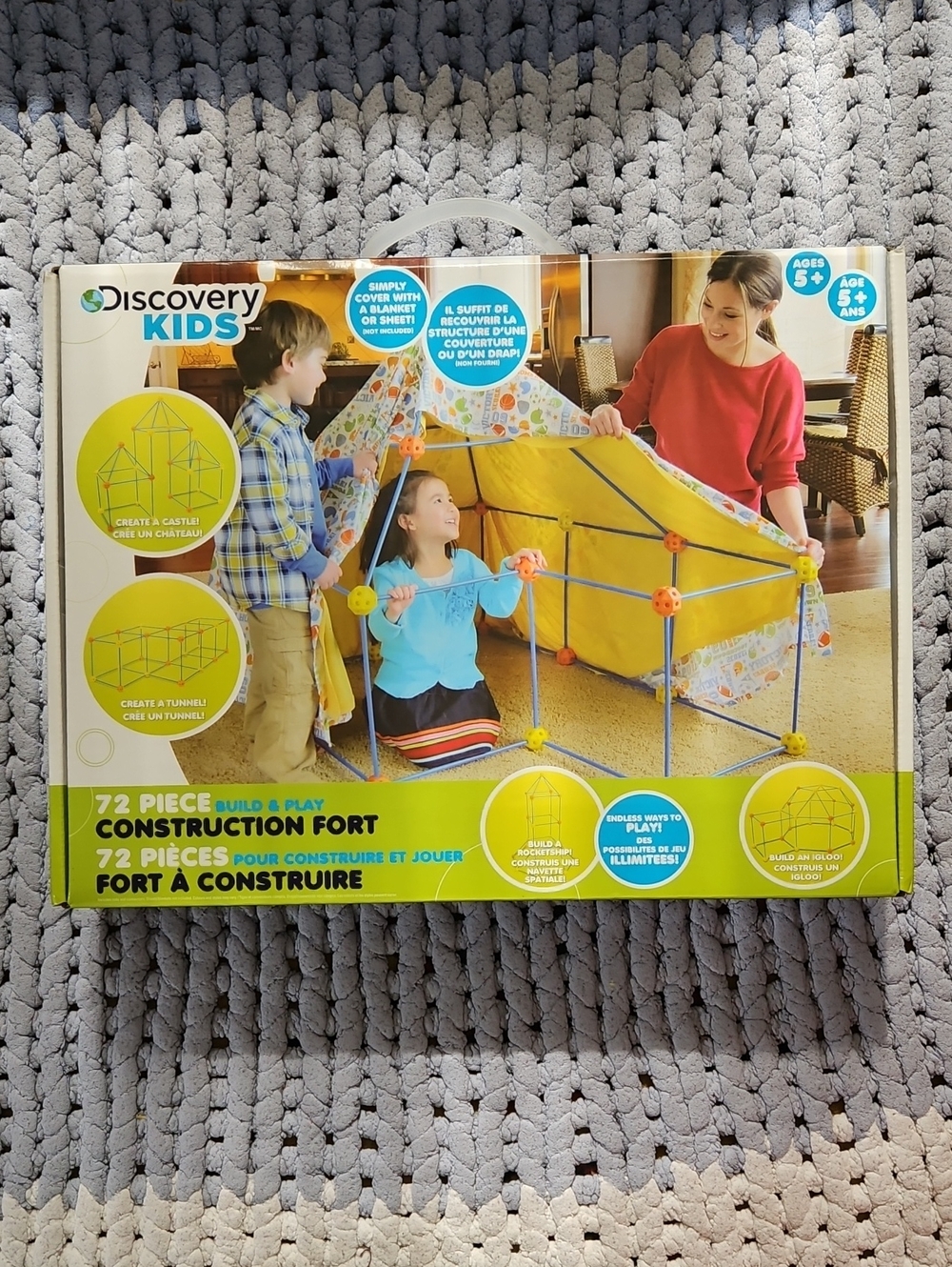 Discovery Kids 72-Piece Build & Play Construction Fort
